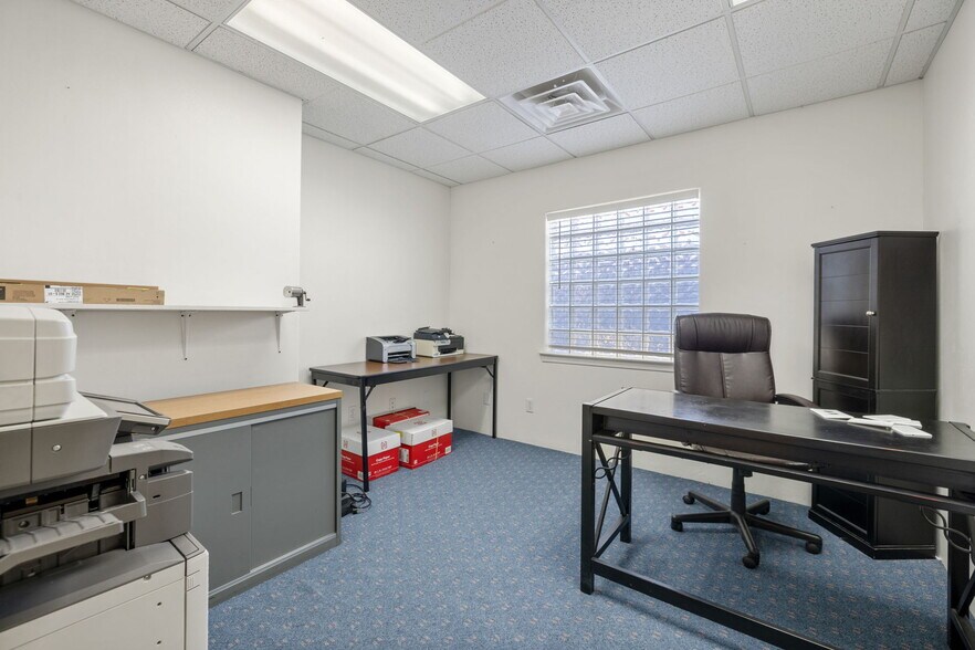 More Photos Of 221 N Marina St, Prescott Office For Lease