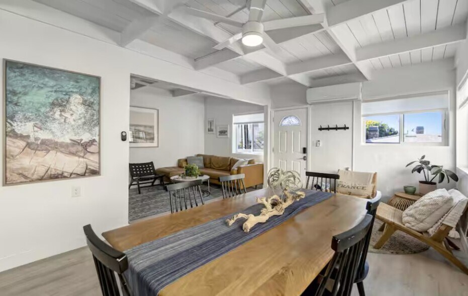 More Photos Of 687-691 S Coast Hwy, Laguna Beach Storefront Retail Office For Sale