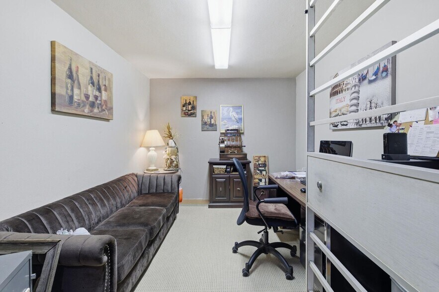 More Photos Of 233 Arthur Ave, Lake Arthur Hotel For Sale