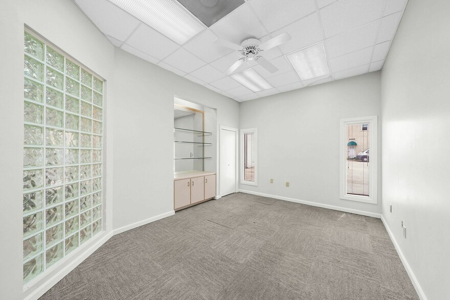 More Photos Of 460 Grace Ave, Panama City Office For Lease