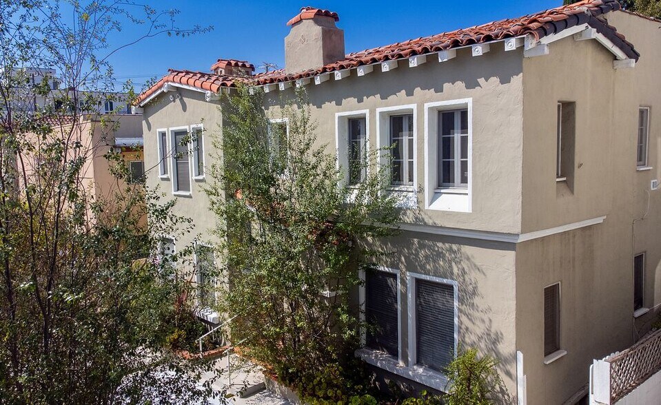 More Photos Of 855 S Shenandoah St, Los Angeles Apartments For Sale