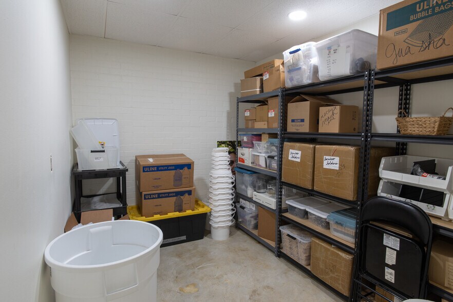 More Photos Of 3115 John F Kennedy Blvd, North Little Rock Office For Sale