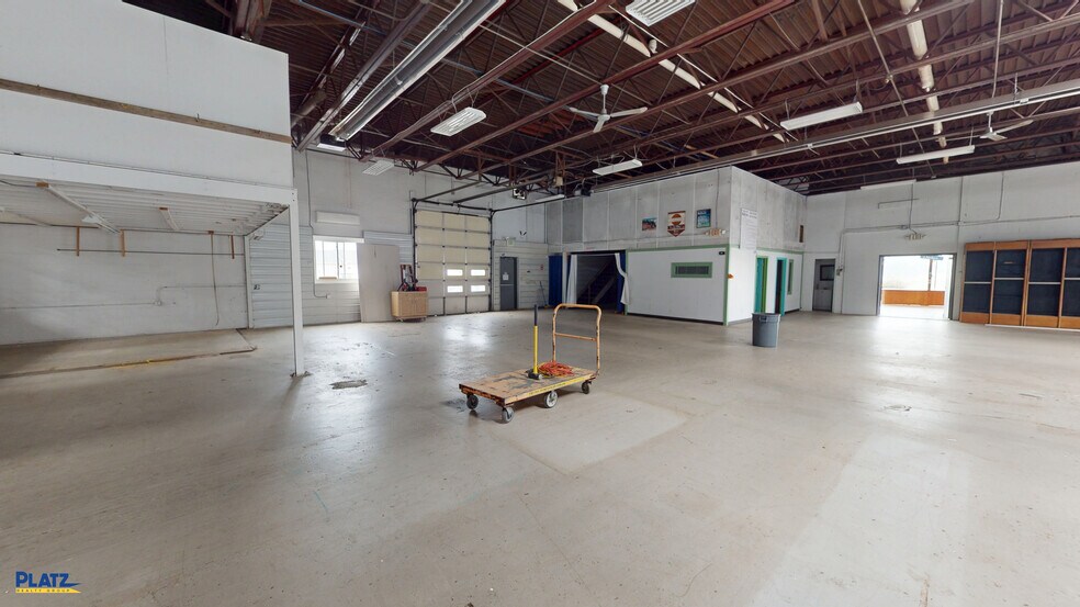 More Photos Of 1965 N Ellsworth Ave, Salem Freestanding For Lease