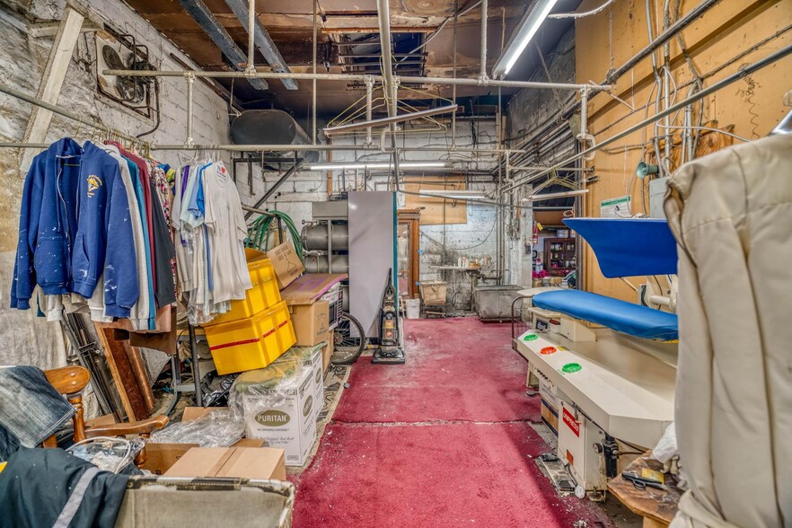 More Photos Of 12 E Wister St, Philadelphia Storefront For Sale