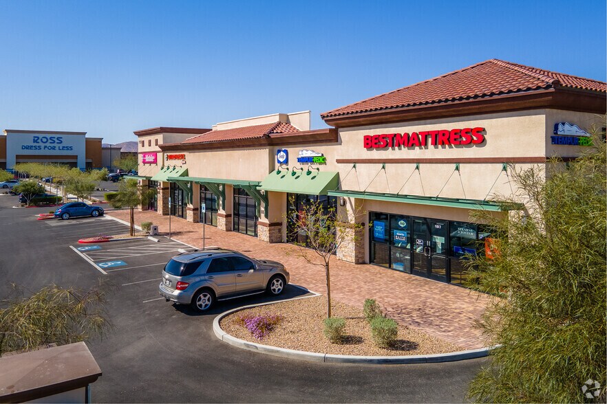 More Photos Of 7955-7995 Blue Diamond Rd, Las Vegas Unknown For Lease