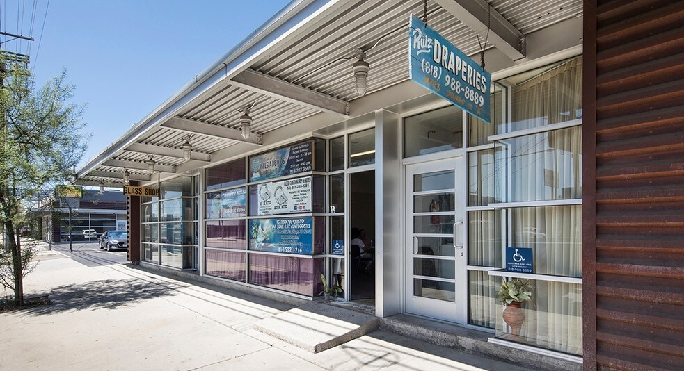 More Photos Of 14723-14825 Oxnard St, Van Nuys Unknown For Lease