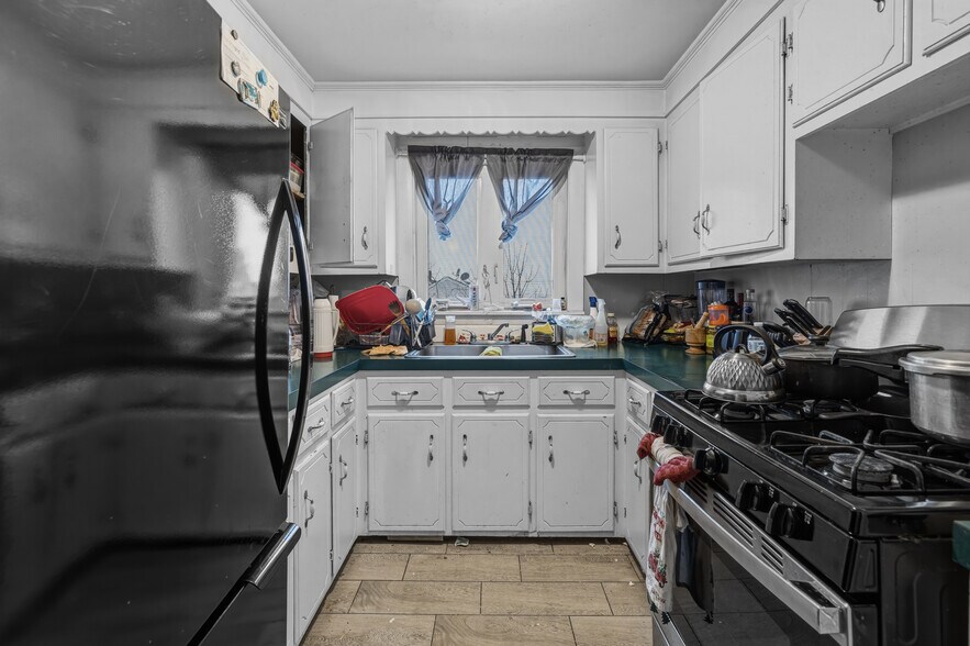 More Photos Of 141 Hunter St, Fall River Apartments For Sale