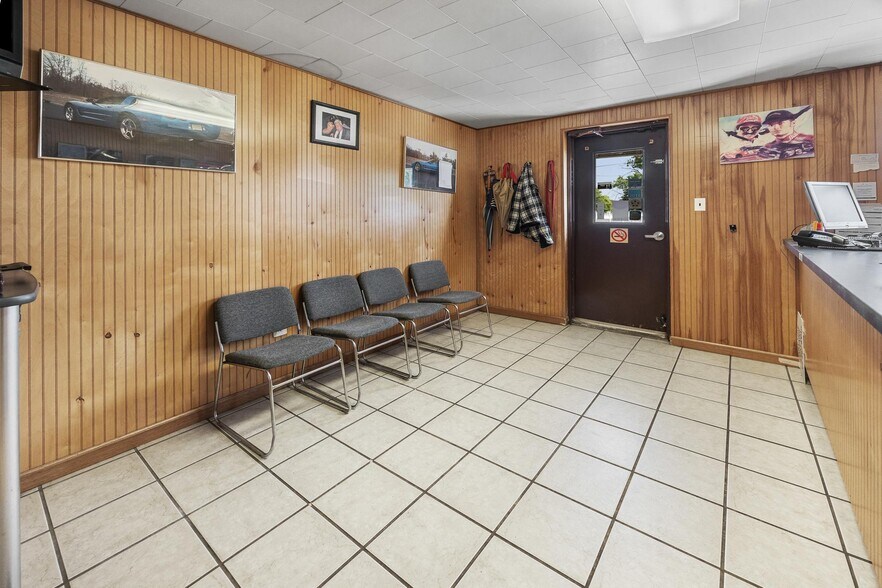 More Photos Of 346 N Harding Hwy, Buena Auto Dealership For Sale