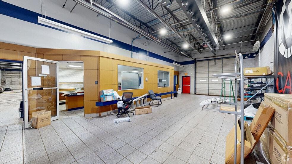 More Photos Of 538 Route 38 E, Maple Shade Township Auto Dealership For Lease