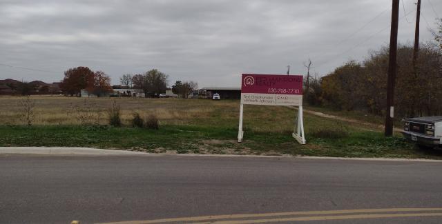 More Photos Of Saengerhalle, New Braunfels Land For Sale