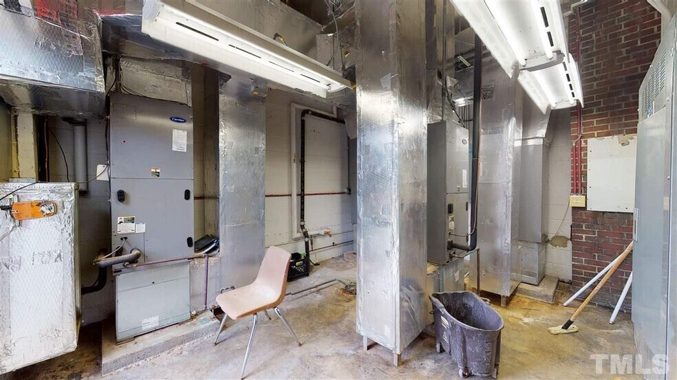 More Photos Of 8176 Nc Highway 96, Oxford Manufacturing For Sale