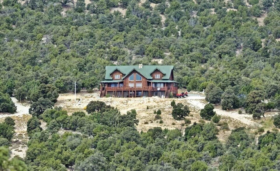 More Photos Of 23886 6450, Cedar City Specialty For Sale
