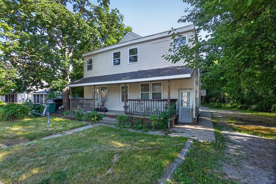 More Photos Of , Flushing Multifamily For Sale