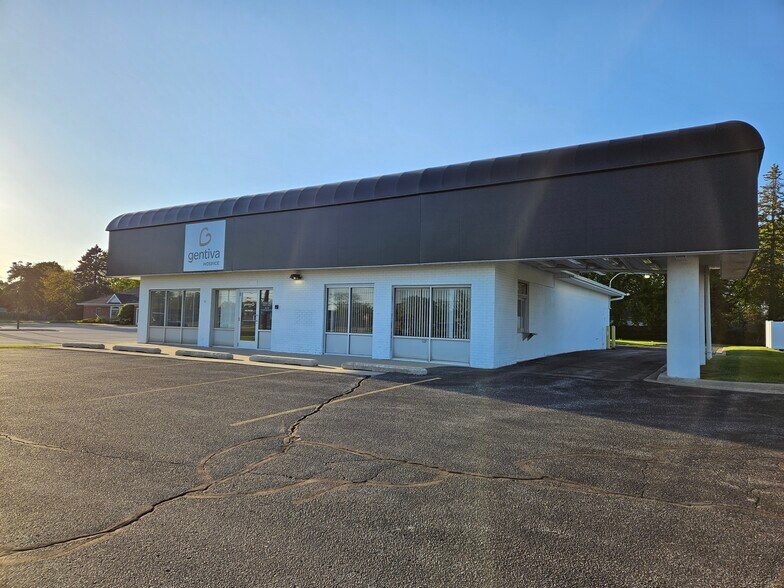 Primary Photo Of 6270 State St, Saginaw Freestanding For Sale