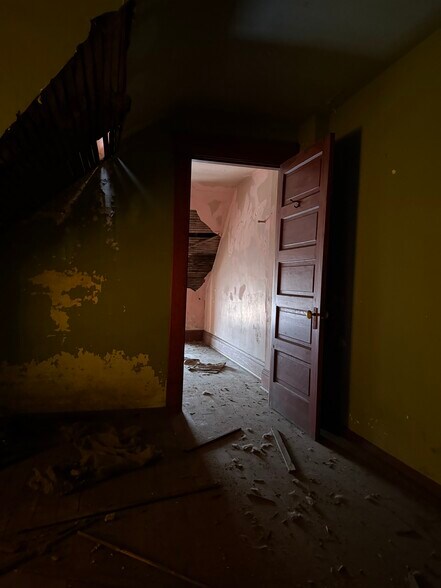 More Photos Of 1817 Penrose Ave, East Cleveland Specialty For Sale