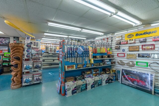 More Photos Of 6247 E 15th St, Tulsa Auto Repair For Sale