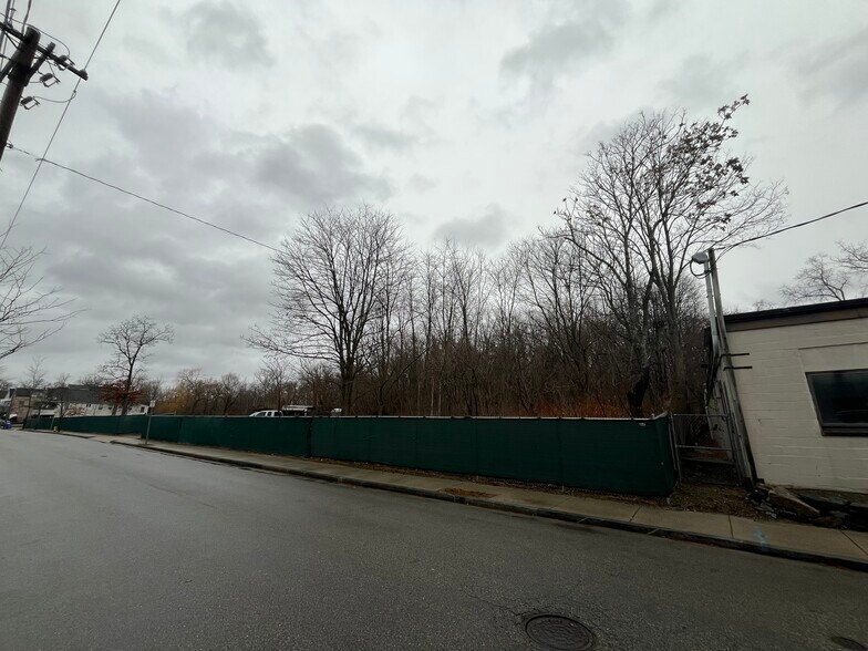 More Photos Of 74 Rumford Ave, Waltham Land For Sale