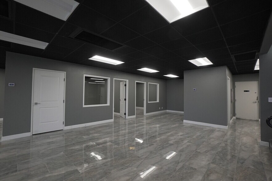 More Photos Of 3375 Aldebaran Ave, Las Vegas Warehouse For Sale