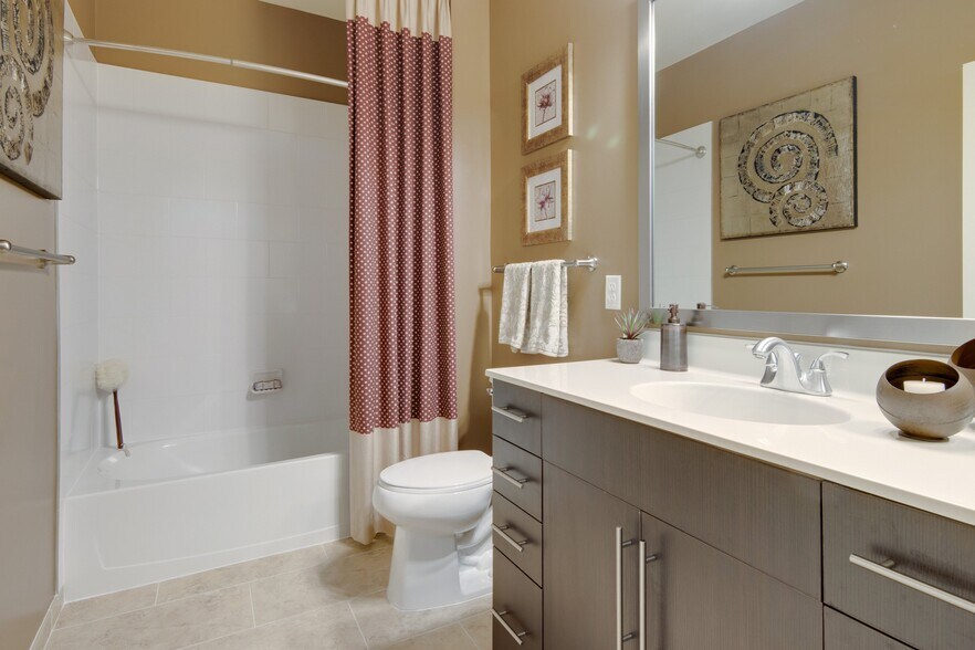 More Photos Of 5760 Dow Ave, Alexandria Apartments For Lease