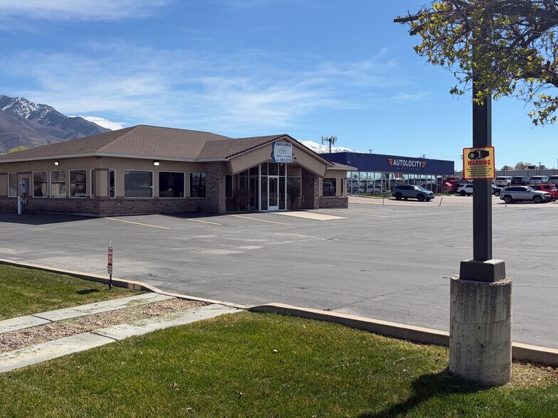 More Photos Of 3312 Wall Ave, Ogden Auto Dealership For Lease