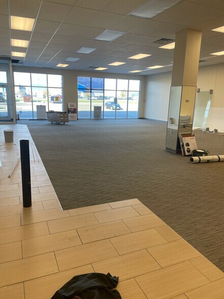 More Photos Of 809 26th St SW, Jamestown General Retail For Lease