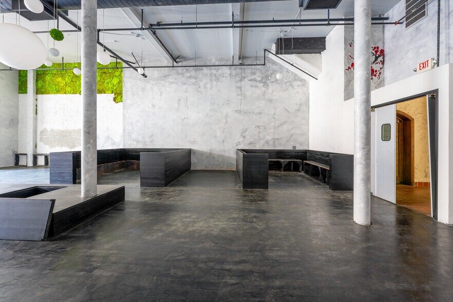 More Photos Of 825-831 5th Ave, San Diego Storefront Retail Residential For Lease