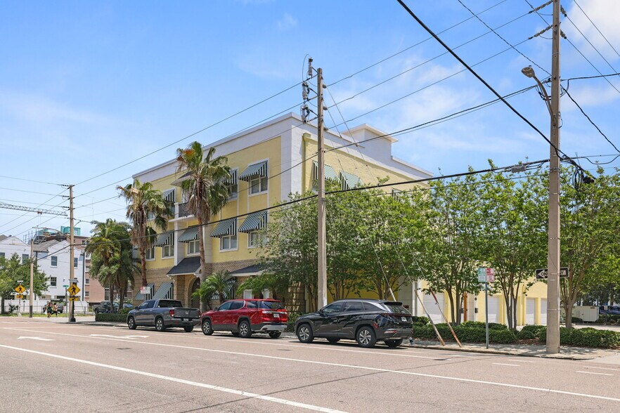More Photos Of 155 8th St N, Saint Petersburg Office Residential For Lease