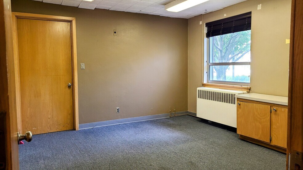 More Photos Of 7625 Chicago Ave, Minneapolis Specialty For Sale