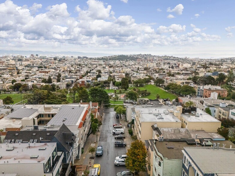 More Photos Of 237 Cumberland St, San Francisco Multifamily For Sale