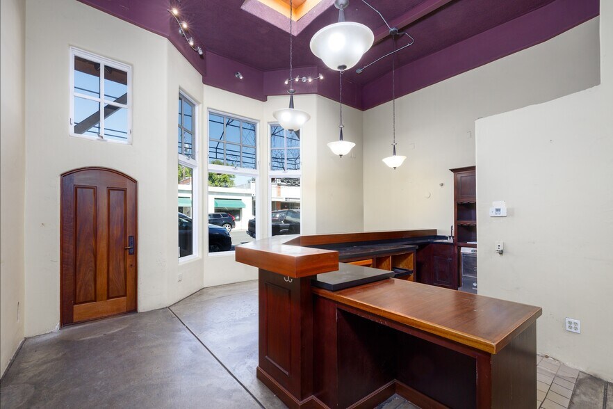 More Photos Of 132-134 Matheson St, Healdsburg Storefront For Sale