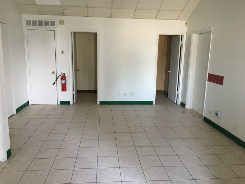 More Photos Of 1713 E Wilson St, Batavia Industrial For Lease