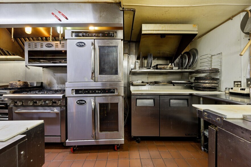 More Photos Of , Beaver Island General Retail For Sale