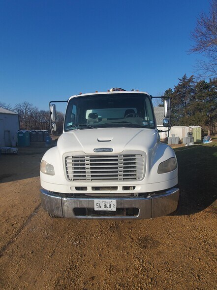 More Photos Of 1446 N Bolton Rd, Freeport Specialty For Sale