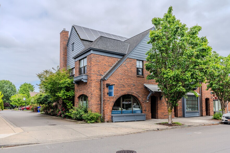 More Photos Of 1510 NE Fairview Village St, Fairview Office Residential For Lease