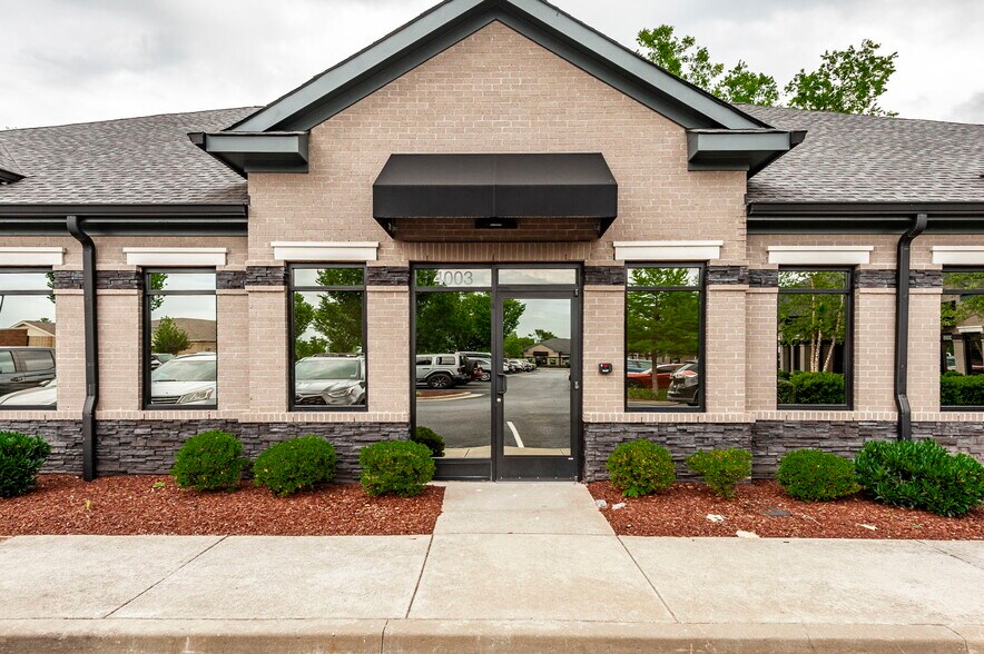 Primary Photo Of 190D Saundersville Rd, Hendersonville Office For Lease