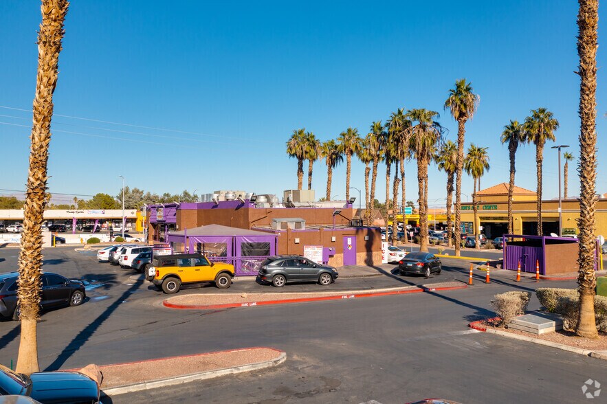 More Photos Of 1720-1868 E Charleston Blvd, Las Vegas Unknown For Lease