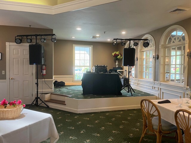 More Photos Of 470 Brickyard Rd, Etowah Restaurant For Sale