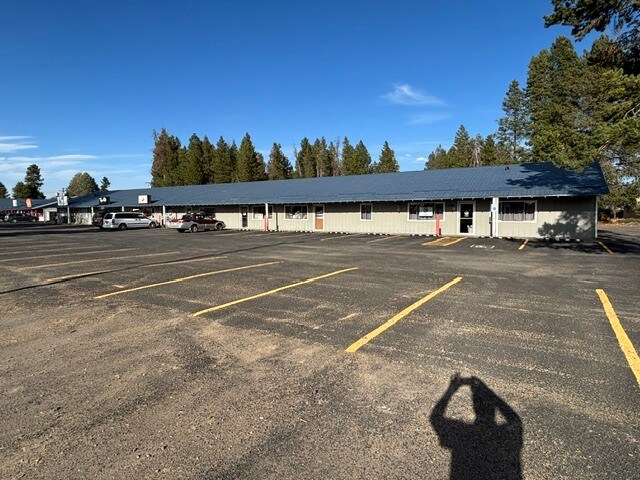 More Photos Of 51450-51456 The Dalles-California Hwy, La Pine General Retail For Sale