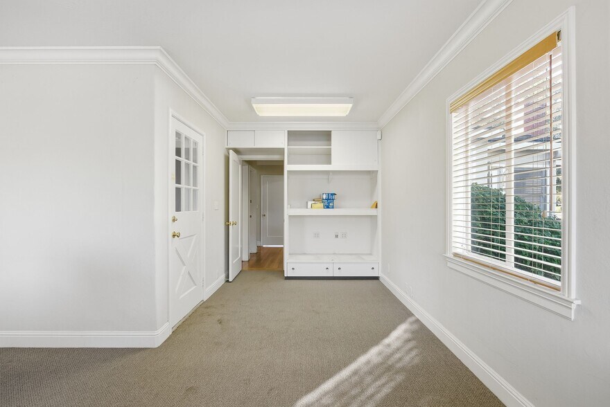 More Photos Of 29 Hawthorne Ave, Los Altos Office For Lease