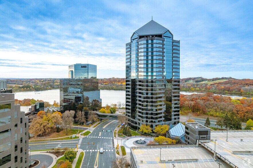 More Photos Of 8500 Normandale Lake Blvd, Bloomington Coworking Space