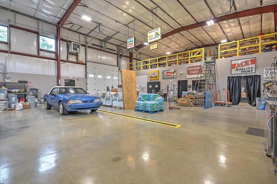 More Photos Of 915 Millennium Ct, Blountville Warehouse For Sale