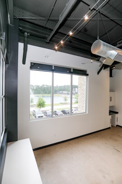 More Photos Of 525 Woodland Square Blvd, Conroe Coworking Space
