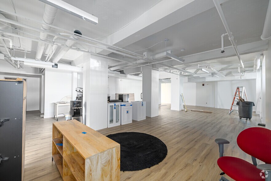 More Photos Of 114 W Main St, New Britain Unknown For Sale