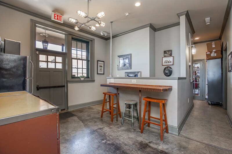 More Photos Of 1220 Gallatin Ave, Nashville Storefront Retail Office For Sale