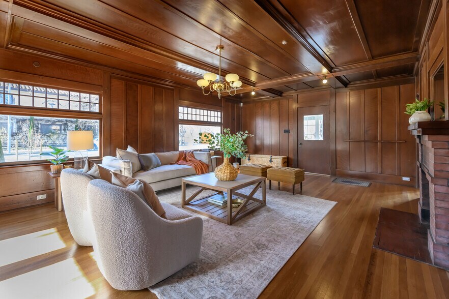 More Photos Of 8 Keller St, Petaluma Office Residential For Sale