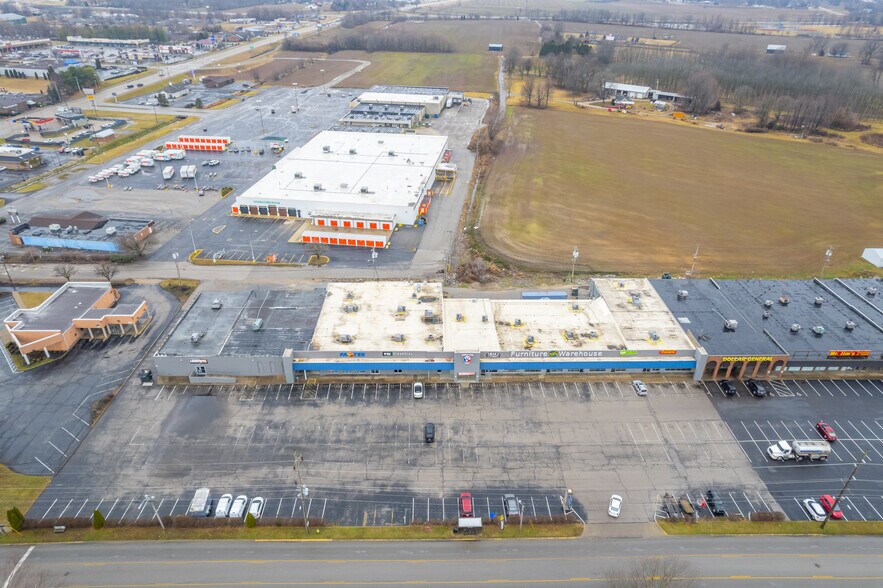 More Photos Of 1300 Carter Rd, Owensboro Storefront For Sale