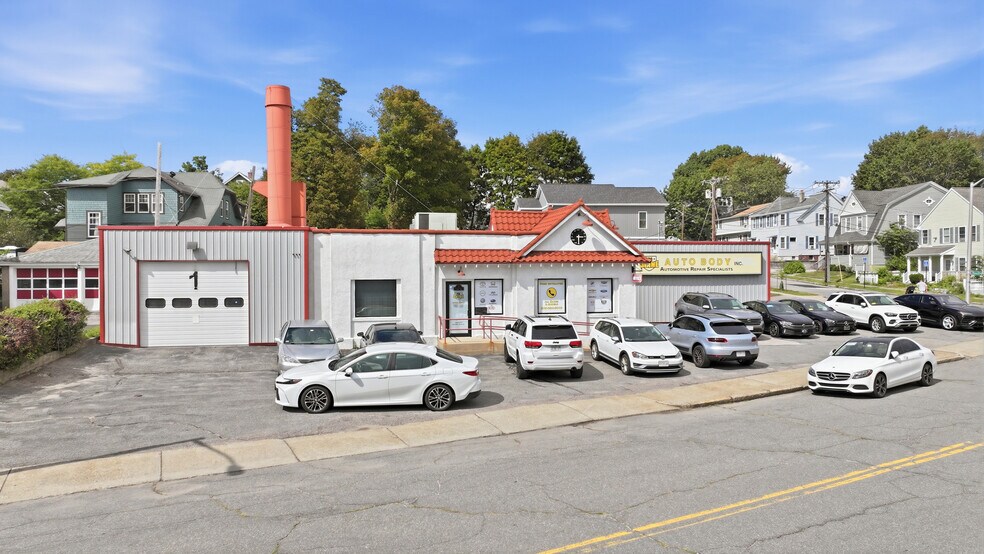 Primary Photo Of 73 W Boylston Dr, Worcester Auto Repair For Lease