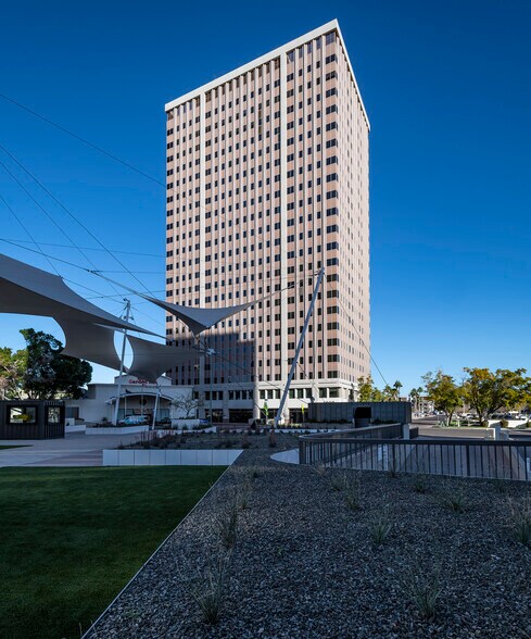 More Photos Of 4000 N Central Ave, Phoenix Office For Lease