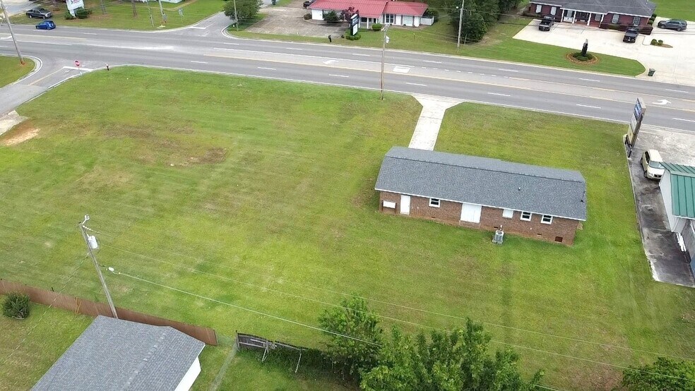 More Photos Of 1402 Rucker Blvd, Enterprise Office For Sale