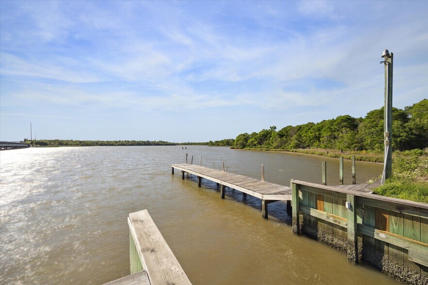 More Photos Of 2904 Red Bluff Rd, Seabrook Land For Sale